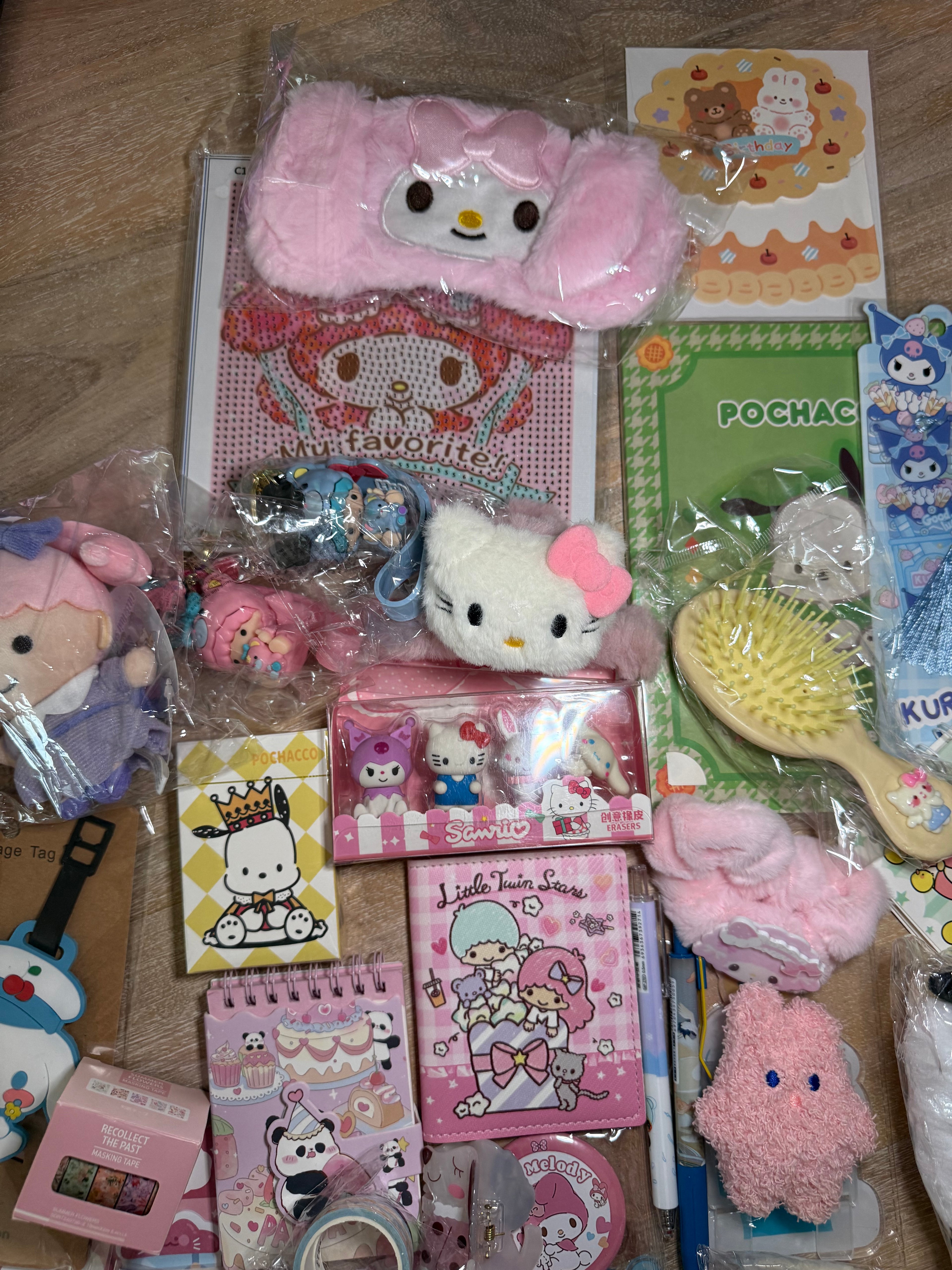 Lucky Star Box + FREE mini mystery Scoop✧.LARGE ✧ Mixed Characters ALL Sanrio Mystery Box