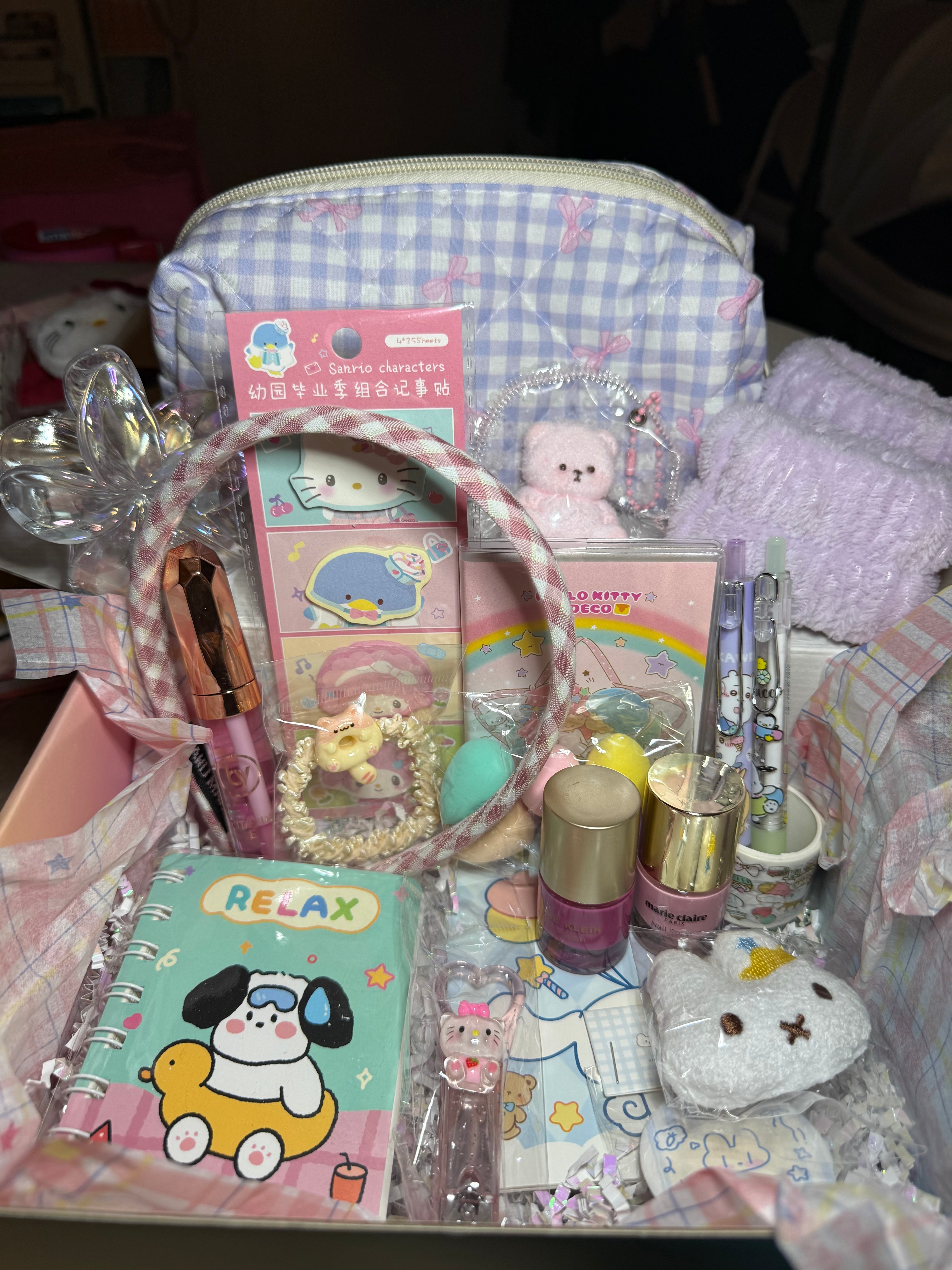 Marshmallow Puff Box ✧ MEDIUM ✧  Pastel Cosmetics & Stationery