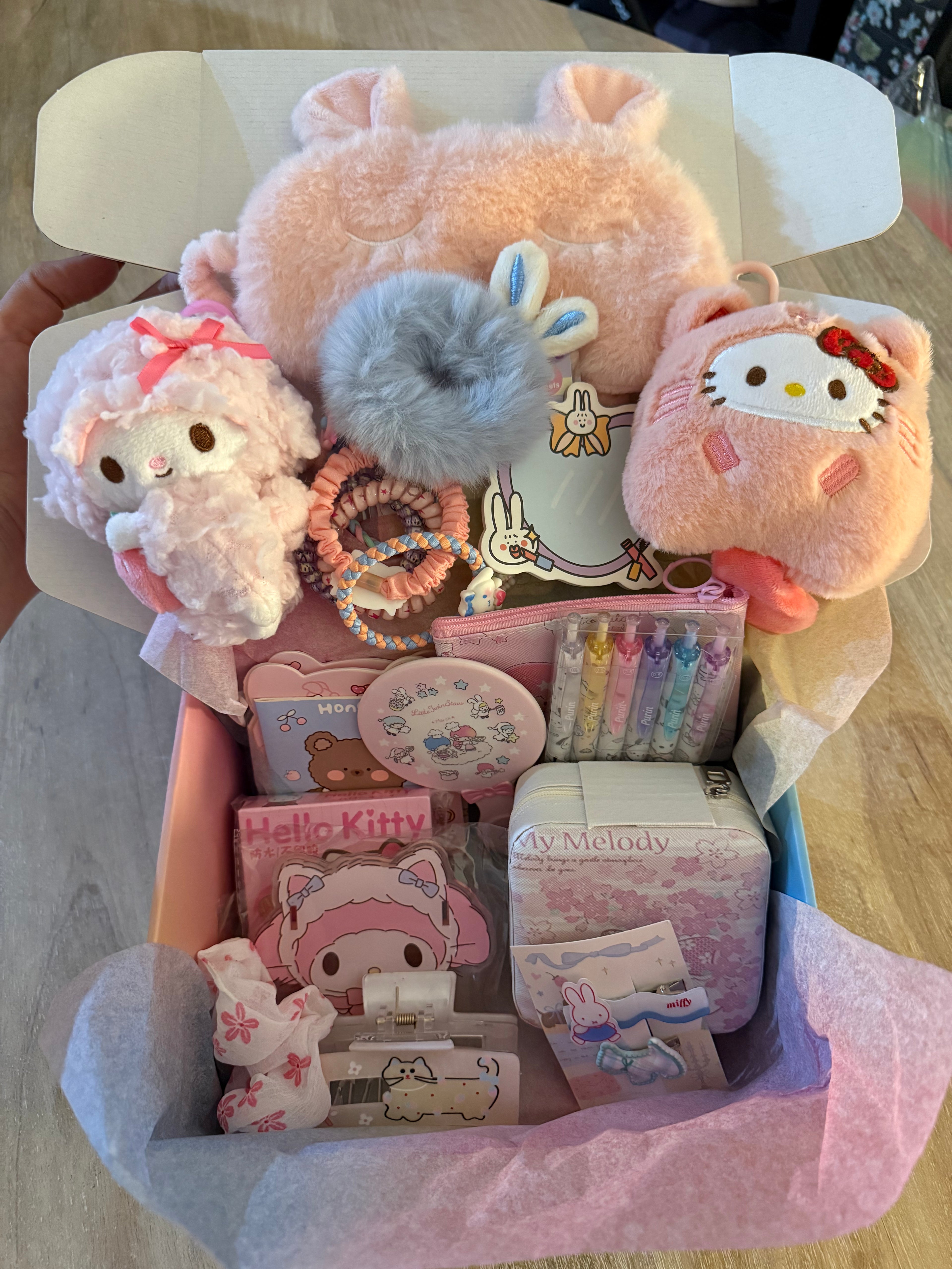 Dreamy Finds Box ✧ MEDIUM